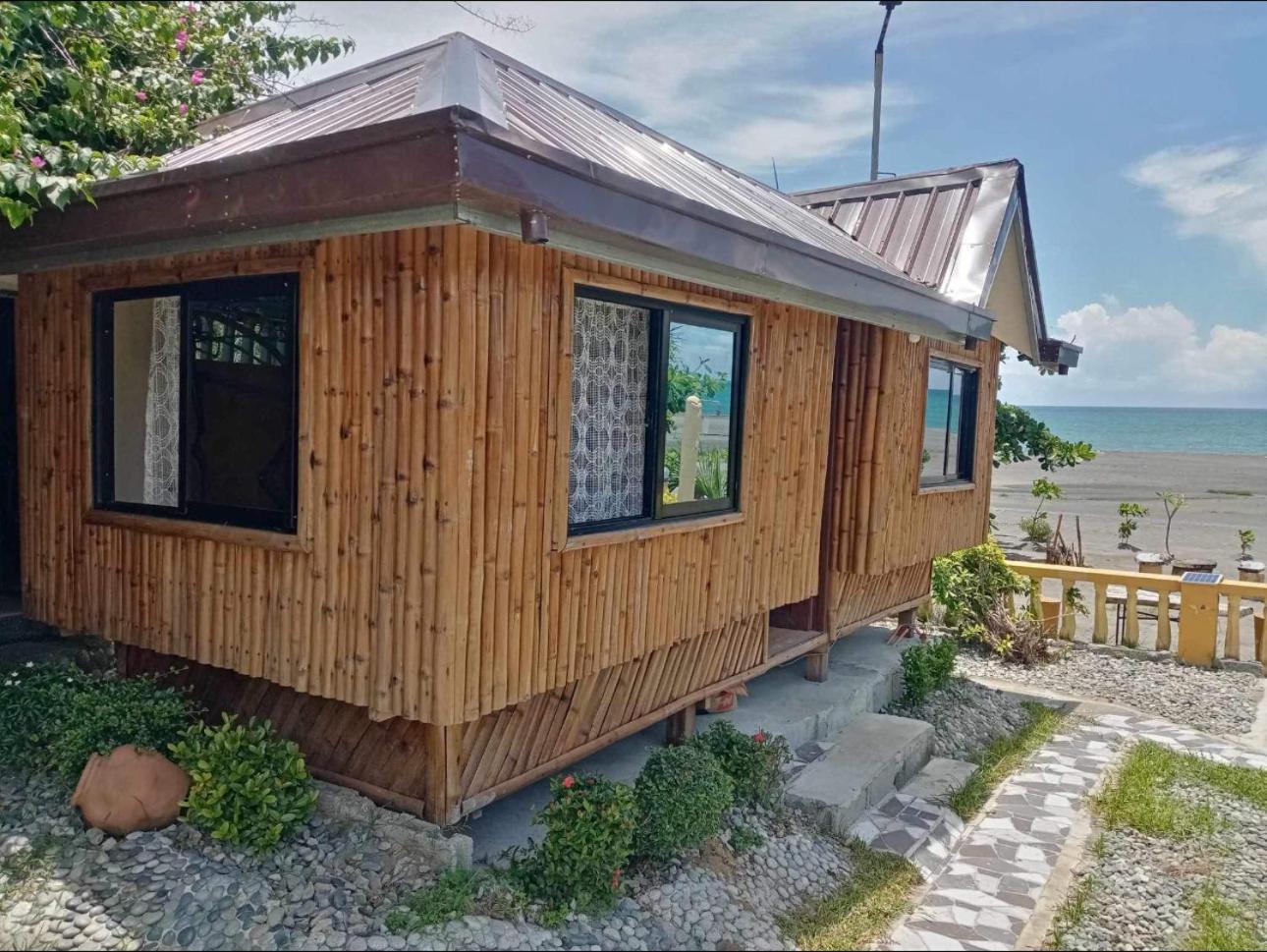 Sea Breeze Beachfront Home And Cottages San Juan  Dış mekan fotoğraf