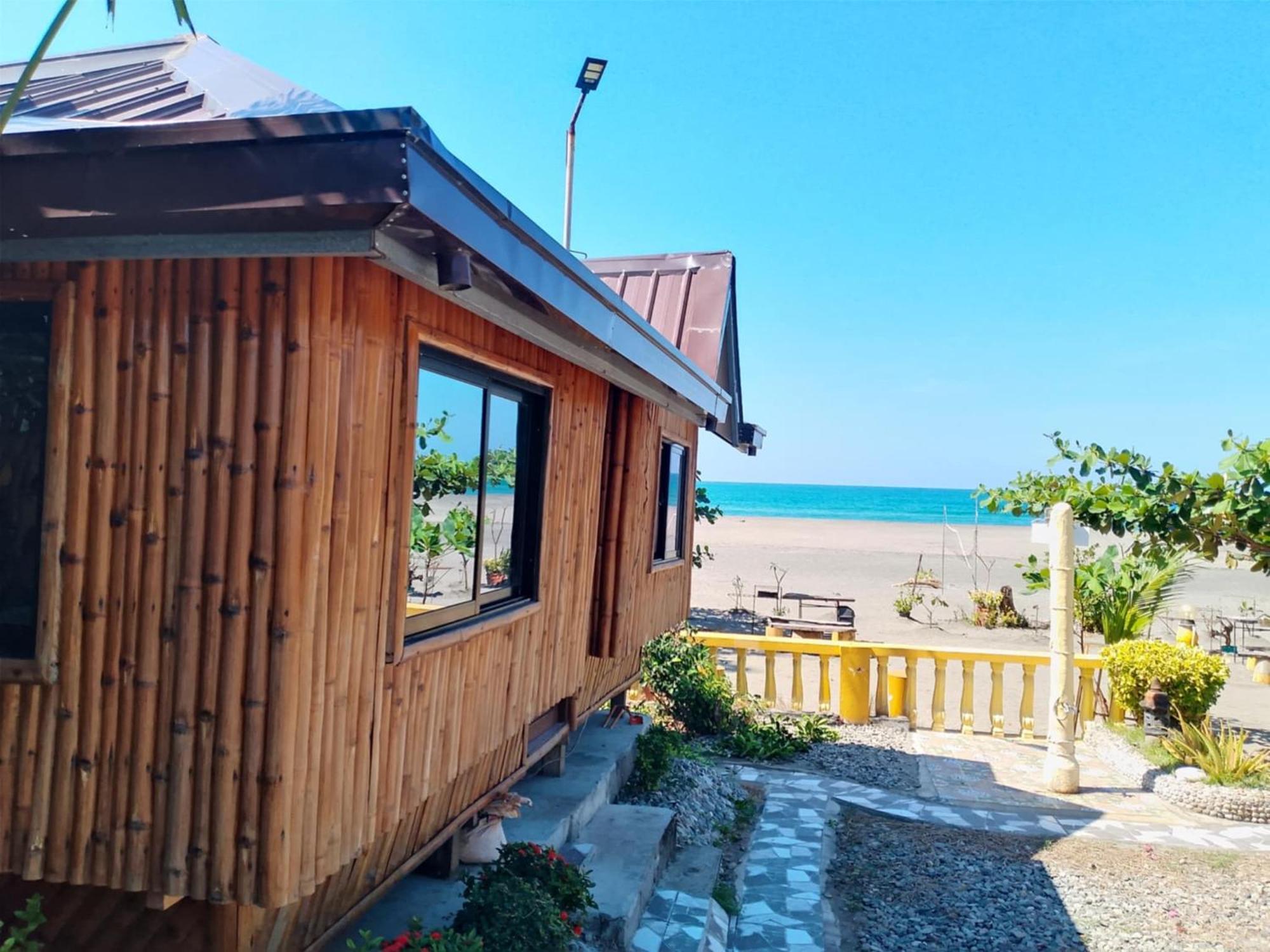 Sea Breeze Beachfront Home And Cottages San Juan  Dış mekan fotoğraf